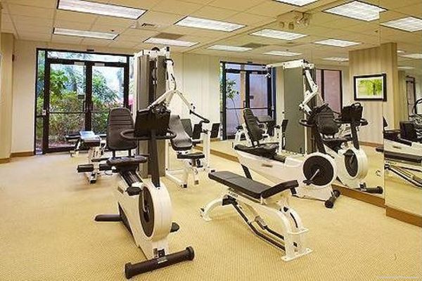 PARAMOUNT PLAZA HOTEL AND SUITES (Gainesville)